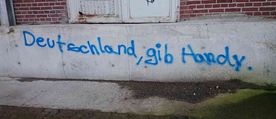 Deutschland, gib Handy